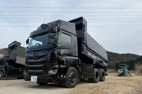 大型ダンプ車両の手配