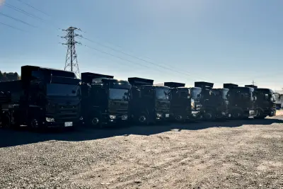 合同会社アドバンスが保有するダンプ